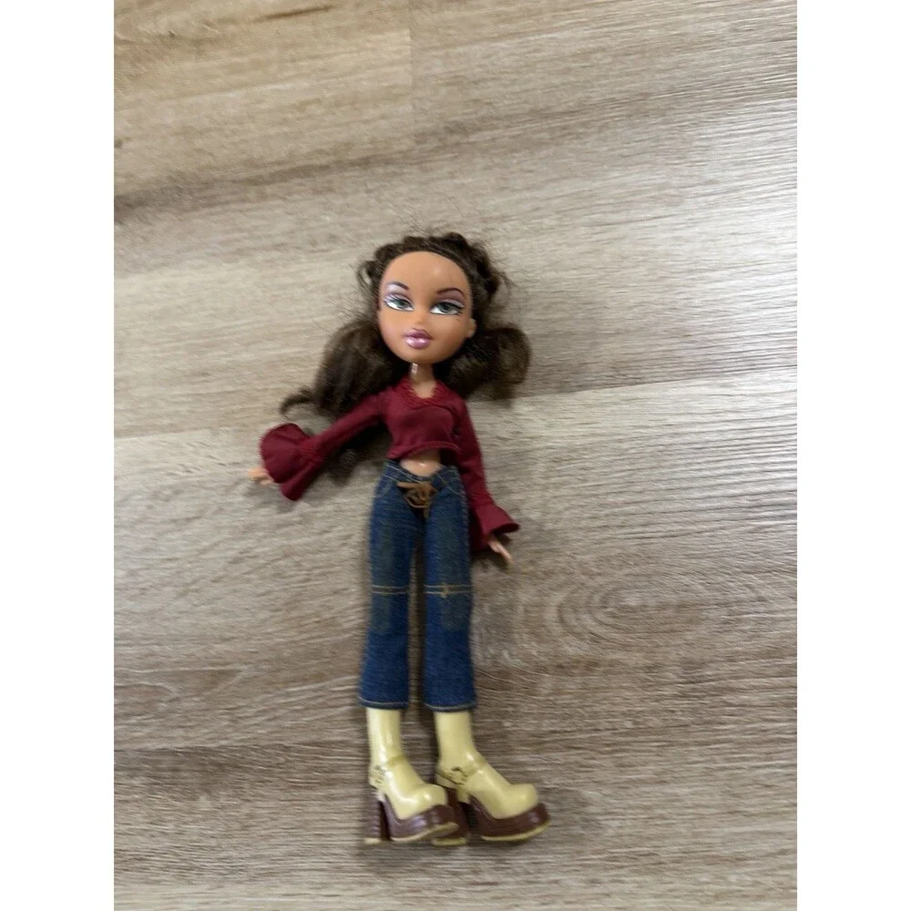Bratz Dolls Y2K Sleep Over Yasmin Style It Yasmin Style It Cloe Platform Boots